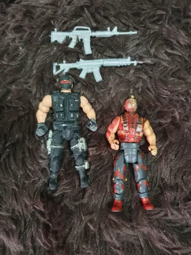 Boneco sos comandos