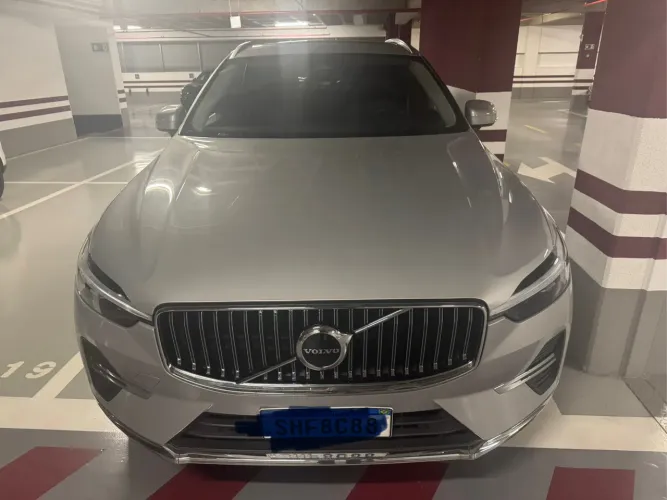 Volvo XC-60 T-8 Plus 2.0 AWD (híbrido) 2023