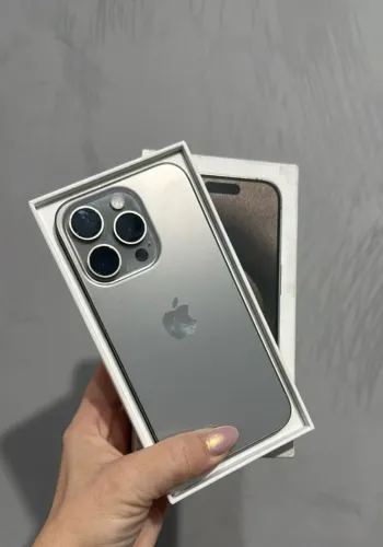 Iphone 15 Pro 128gb Seminovo - Aceitamos seu Apple na troca - Loja Icaraí