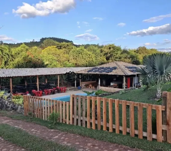Fazendinha / Restaurante de 16 hectares - Povoado de Andrade - Piedade dos Gerais/MG