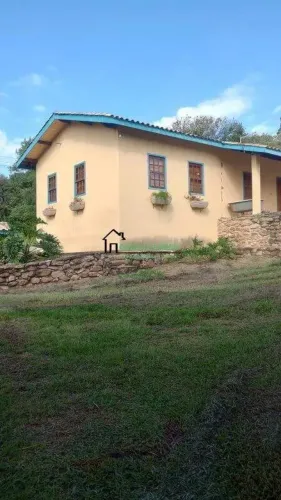 FAZENDA NO PÉ DA SERRA DO JAPI COM 14 ALQUEIRES E 150 MIL PÉS DE CAFÉ POR R$10 MILHÕES