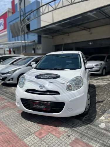 Nissan March S 1.0 16V Flex Fuel 5P 2013