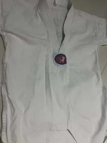 Kimono taekwondo infantil