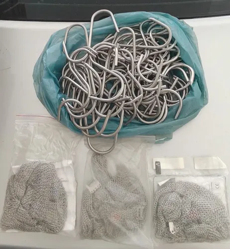 Luvas malha de aço e ganchos inox 