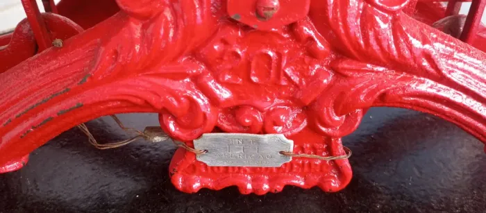 Balança Antiga Decorativa Vermelha modelo Granville 20KG