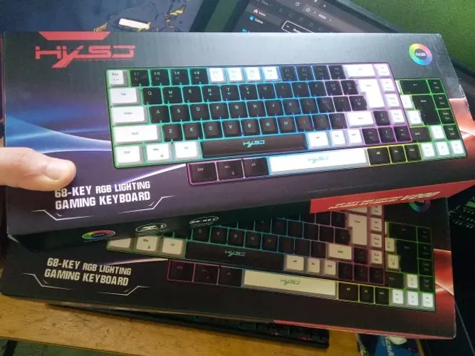 Teclado mecânico 68 teclas RGB teclado silencioso NOVO
