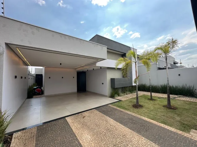 Vendo casa Alto Padrão na 505 sul