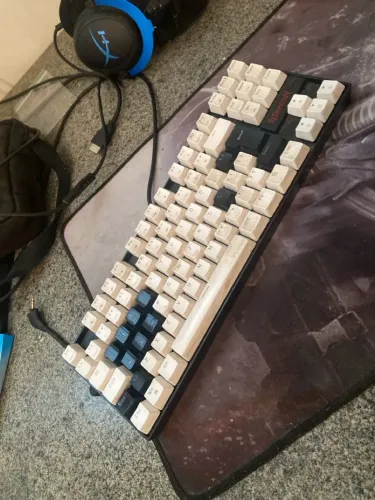 Teclado Mecânico Redragon - Layout Customizado