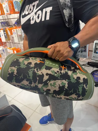 SOM BLUETOOTH PORTÁTIL BEM ALTO