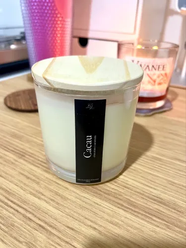 Vela aromática de chocolate 