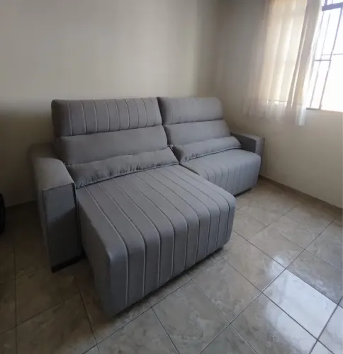 Sofá Retrátil Moderno NOVO