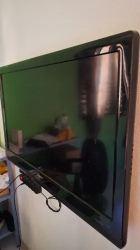 TV Philips LCD 42 polegadas (com defeito)