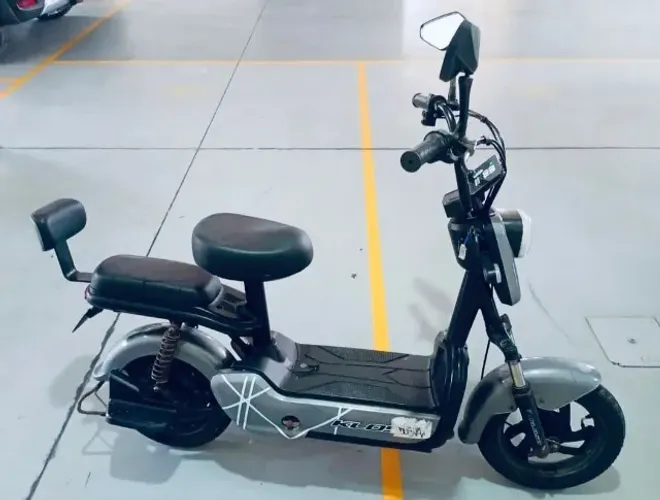 Scooter Klosh 800 wats BATERIA NOVA 100%