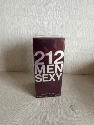 212 Sexy Men