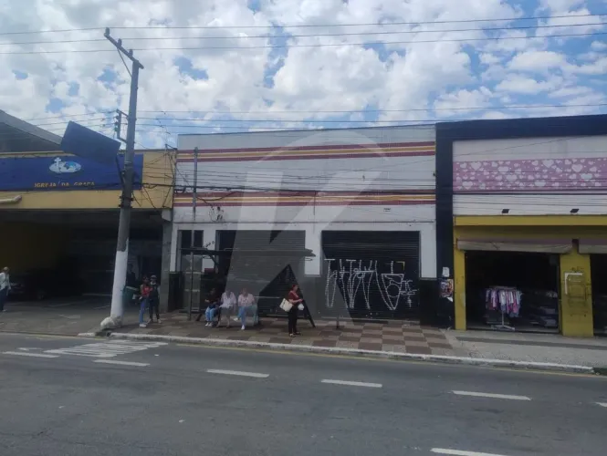 Loja Comercial 398m² em Vila Maria | Zoneamento ZC, Vão Livre de 166m² e Entrada Trifásica