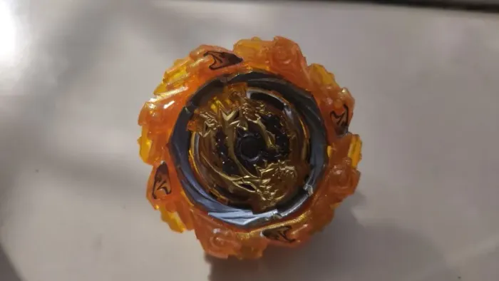 BEYBLADE GOLD CHAIN KERBEUS AUTÊNTICO TAKARA TOMY
