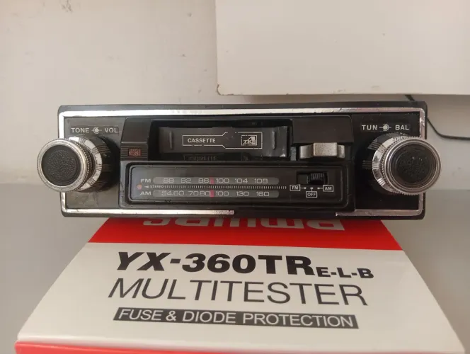 Toca fitas TKR CRF -150M COM BLUETOOTH INTERNO NO AM .