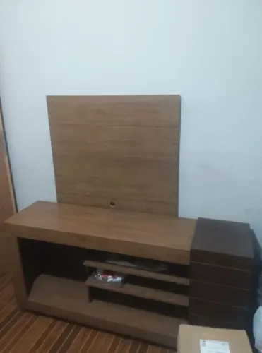 Rack com painel de TV