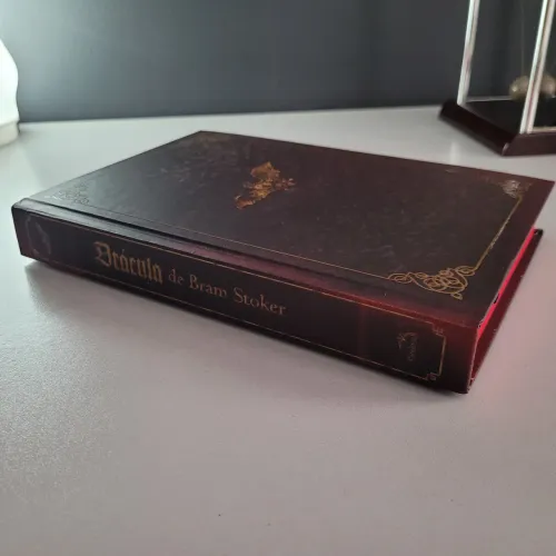 Livro Drácula de Bram Stoker