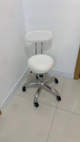 Vendo mocho usado branco