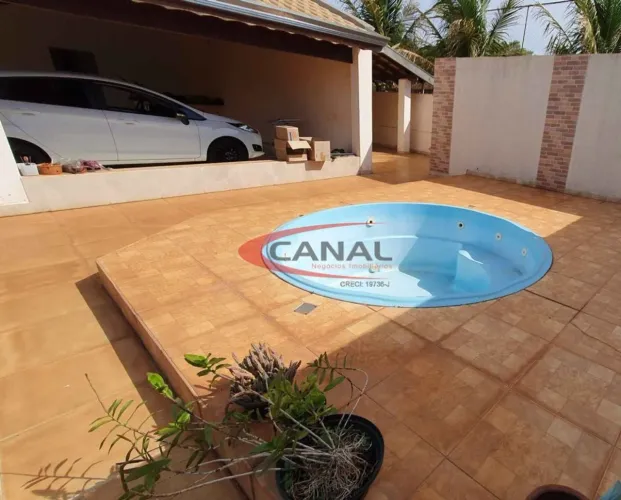 Casa para venda com 261 m² e 3 quartos em Domingos Aquilante, Arealva - SP