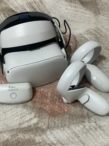 Meta Quest 2 128GB + BOBOVR M2 Pro | Troco por Xbox Series S