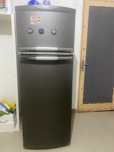 Vendo Geladeira Brastemp Frost Free (não está gelando)