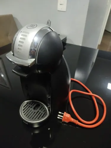 Cafeteira Dolce Gusto (LEIA A DESCRIÇÃO)