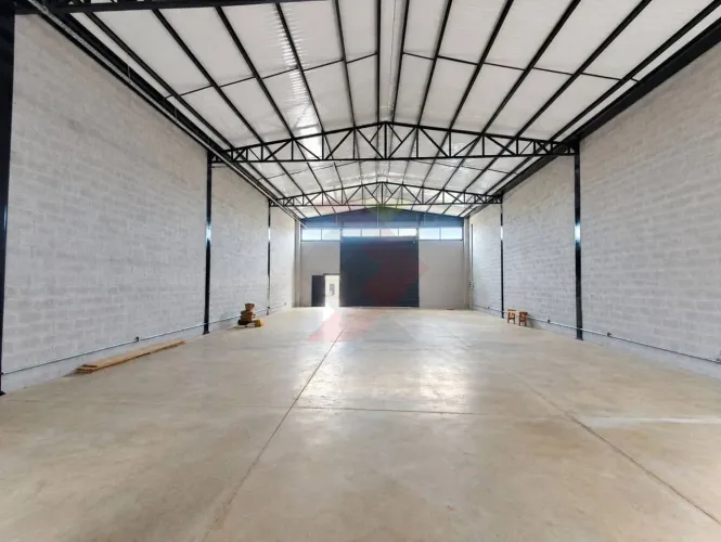 Galpão, 300 m² - Venda por R$ 1.150.000 ou Aluguel por R$ 7.500/mês - Jardim Nova Era - Ap
