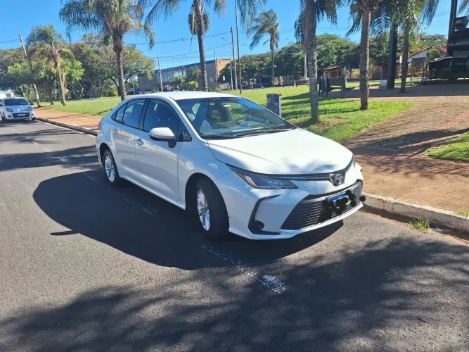 Toyota Corolla GLI 2.0 16V Flex Aut. 2021