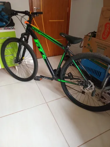 Bike zerada! Aro 29 freio a disco