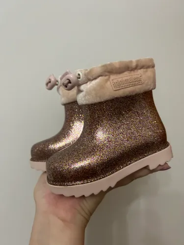 Bota infantil Mini Melissa rosa brilho número 20/21