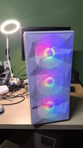Computador AMD Ryzen 5 5600G, 16GB RAM 3600MHz, SSD 480GB