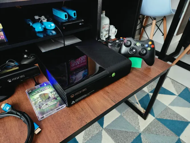 Xbox 360 +137 Jogos no HD, +2 Controles + Kinect e Cabos (Desbloq. Aurora)