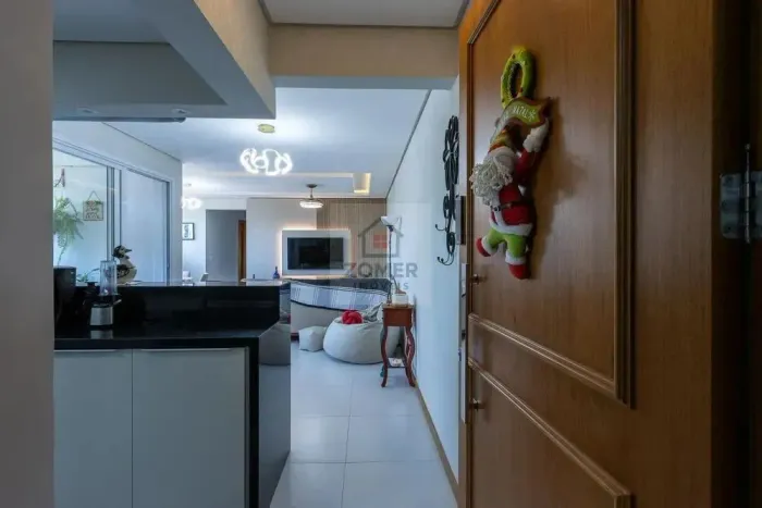 Apartamento com 103 metros 3 quartos 2 vagas no bairro Cristal - Porto Alegre - RS