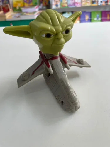 Brinquedo Star Wars - Mestre Yoda no Caça Jedi Mc donalds / Antigo / Colecionador.