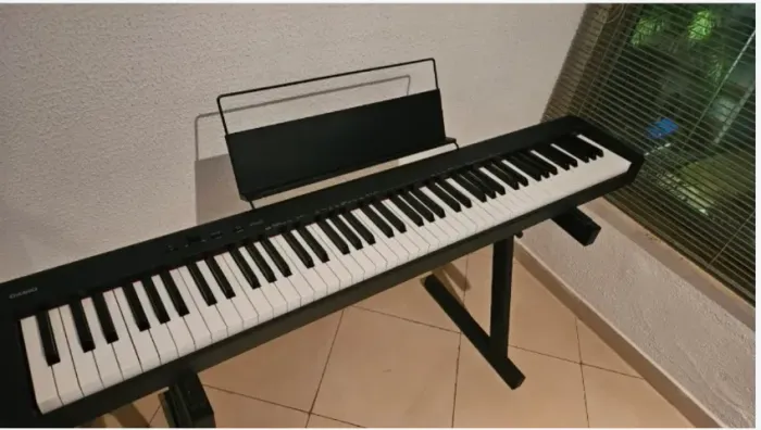 Piano Casio Cdp-S160, 88 teclas + Suporte em Z Nikkal + Capa