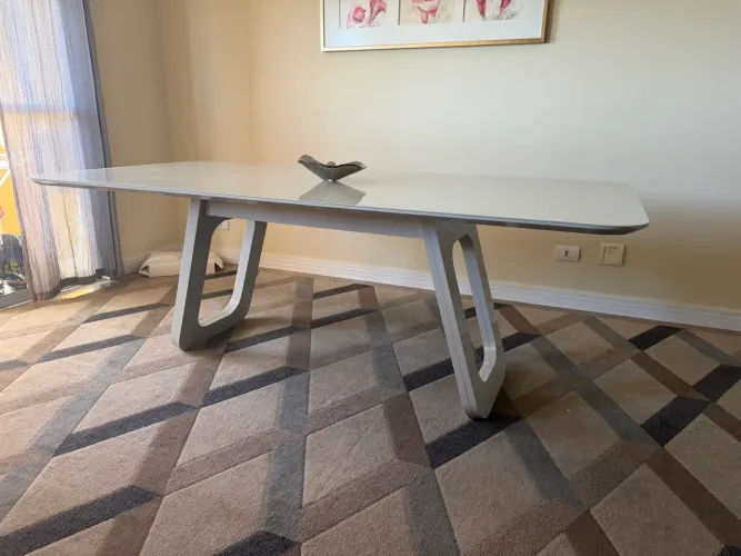 Mesa de jantar 8 lugares