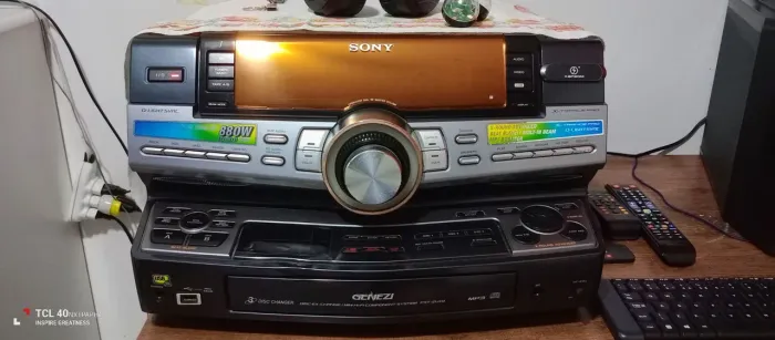 Sony zux9