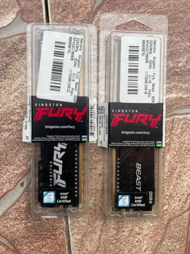 Kit 2x8GB Kingston Fury Beast DDR4 3200MHz CL16 - 16GB