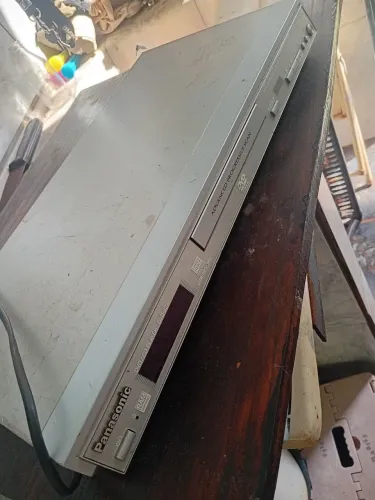 D.V.D PANASONIC  PLAYER