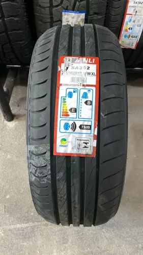 Pneu 215/50/17 Wanli