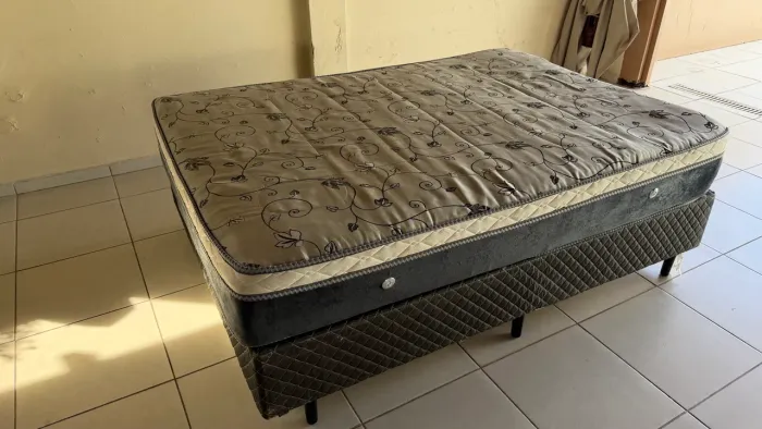 Box e Colchão Ecoflex