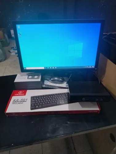 Computador completo: Monitor DELL 19 LED, Cpu Hp EliteDesk A10 9700E R7,Ssd 128gb, 4gb RAM