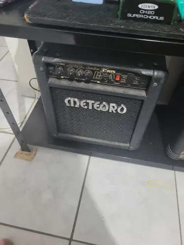 Cubo baixo meteoro