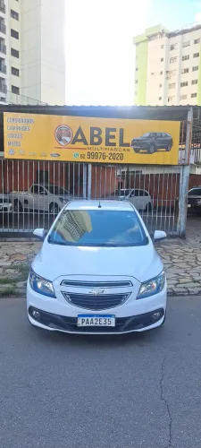 Chevrolet Onix Hatch LTZ 1.4 8V Flex Power Aut. 4P 2015