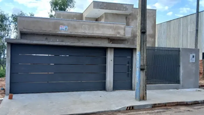Vende se casa com 92 mt toda de laje 