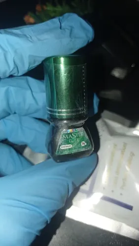 Cola de cílios profissional Esmertmaeca elite.