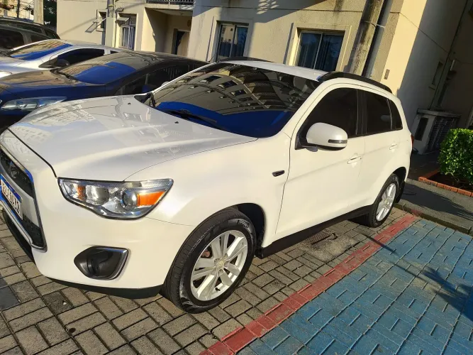 Mitsubishi ASX 2.0 16V 4X4 160cv Aut. 2013