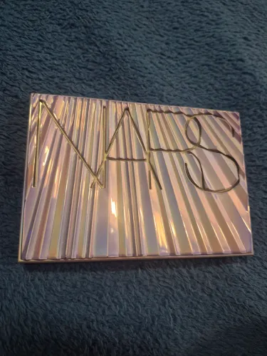 Ethereal Aura Blush Palettte Nars paleta nars